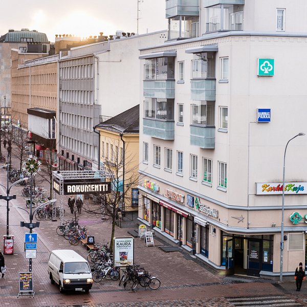 Rokumentti-perjantai kävelykadulla. Kuva: Markus Korpi-Hallila