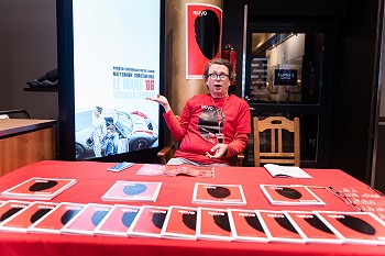 Kyösti tekee töitä filmifestivaalilla. Kuva: Markus Korpi-Hallila