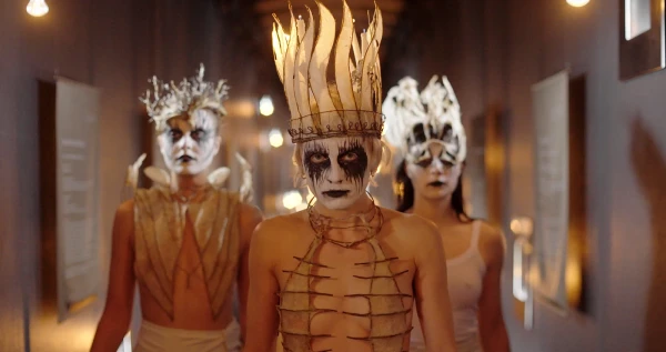 Press photo: Hex